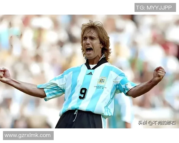 巴蒂斯图塔:足球场上的无冕之王,帅气与实力并存的传奇球星 巴蒂斯图塔:足球场上的无冕之王,帅气与实力并存的传奇球星