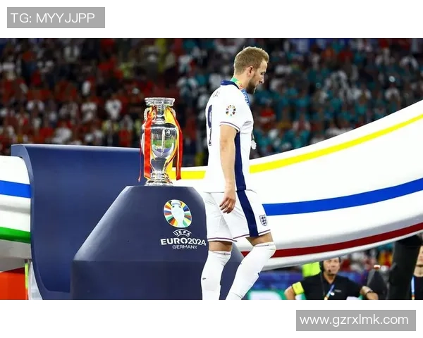 德国足球队巨星闪耀赛场 聚焦新一代球员崭露头角 德国足球队巨星闪耀赛场 聚焦新一代球员崭露头角