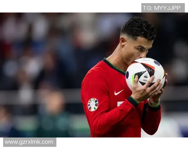 现代足球球星逐渐稀缺是全球足球发展面临的严重问题 现代足球球星逐渐稀缺是全球足球发展面临的严重问题