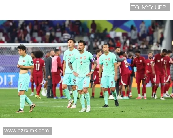 足球跑位大师揭秘：那些凭借精妙跑位征服赛场的传奇球星